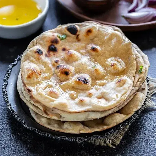 Tandoori chicken and naan bread at Golden Bite East Kildonan Winnipeg